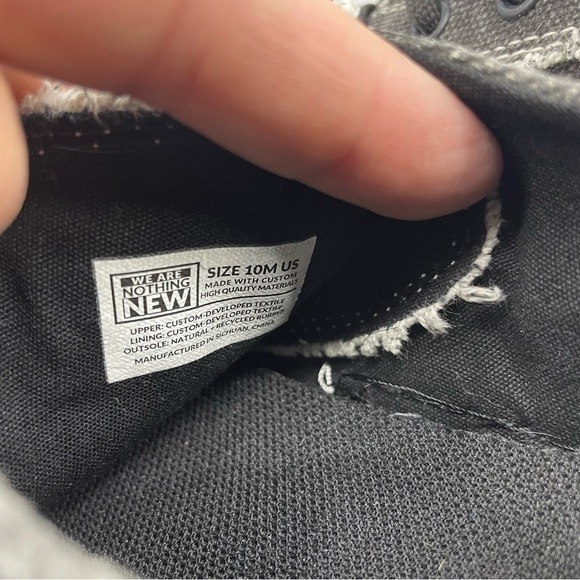 Nothing New Kicks Black Canvas Gray Distressed Sneakers Mens Sz 10 - Picture 5 of 7